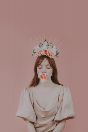 欧洲时尚美女人体模特写真图片